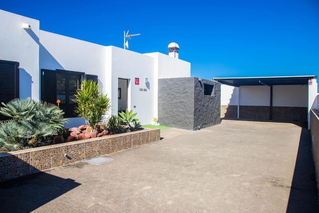 Villa Mario Lanzarote Коста Бланка Экстерьер фото